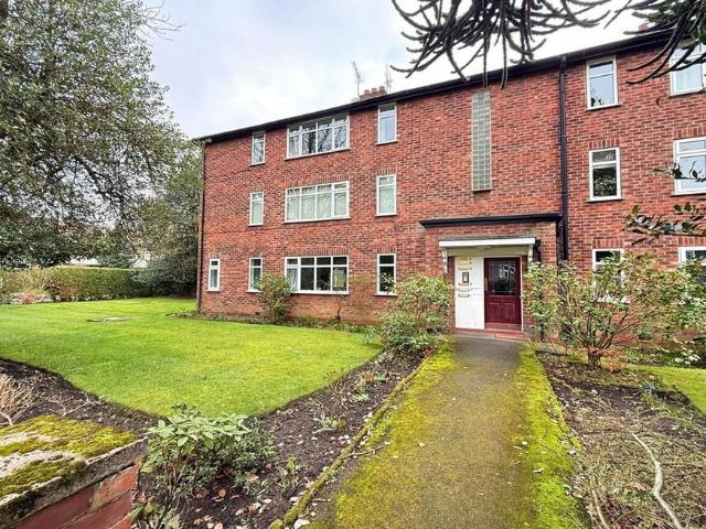 2 bedroom flat for sale
