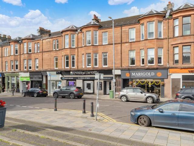2 bedroom flat for sale