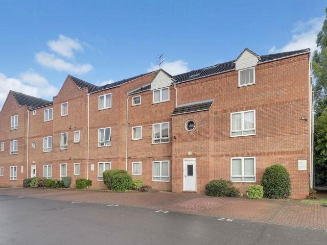 2 bedroom flat for sale