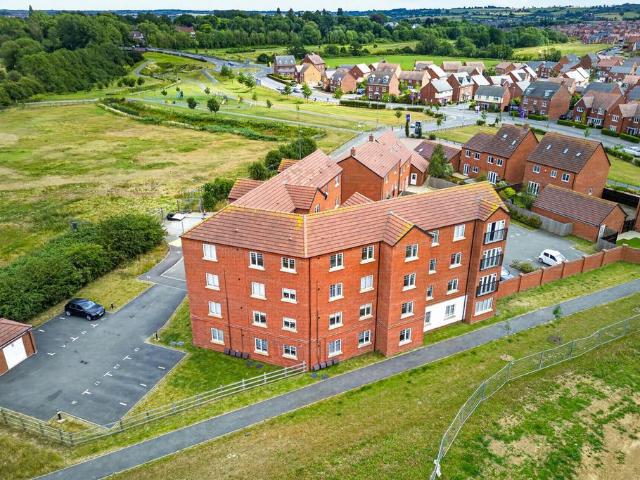 2 bedroom flat for sale