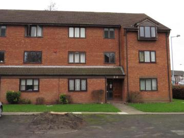 2 bedroom flat for sale