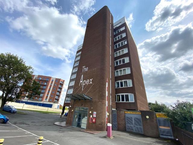 2 bedroom flat for sale
