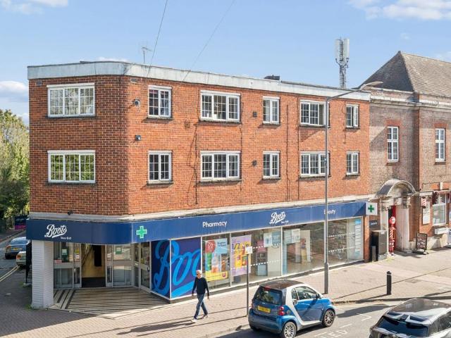 2 bedroom flat for sale