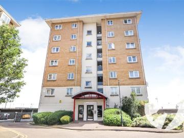 2 bedroom flat for sale