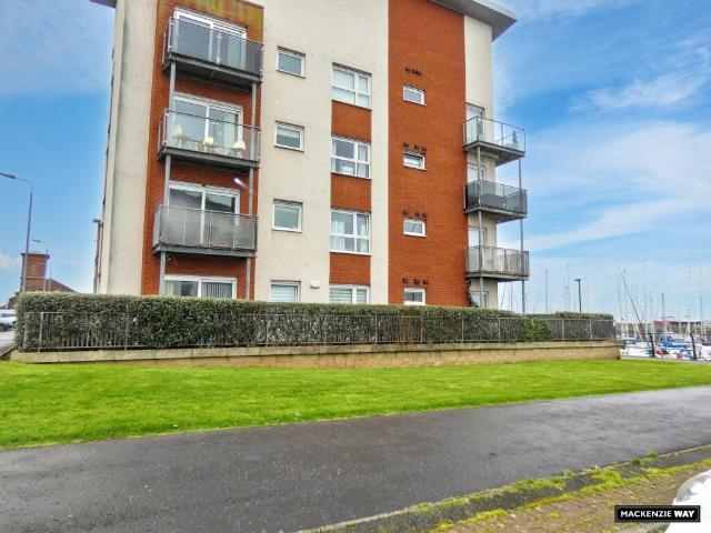 2 bedroom flat for sale