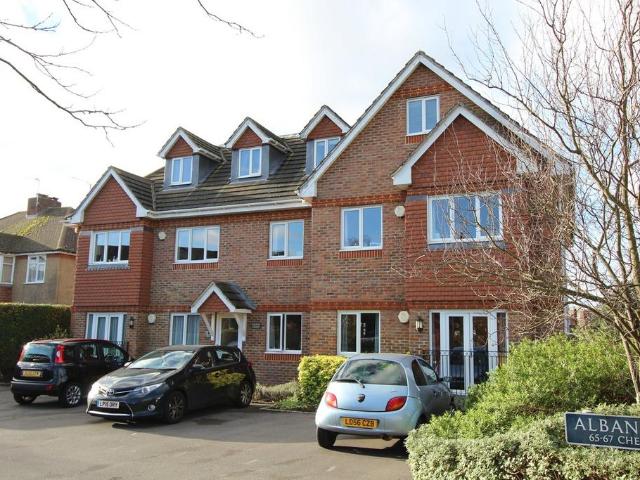 2 bedroom flat for sale