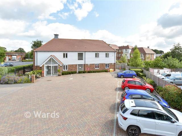 2 bedroom flat for sale