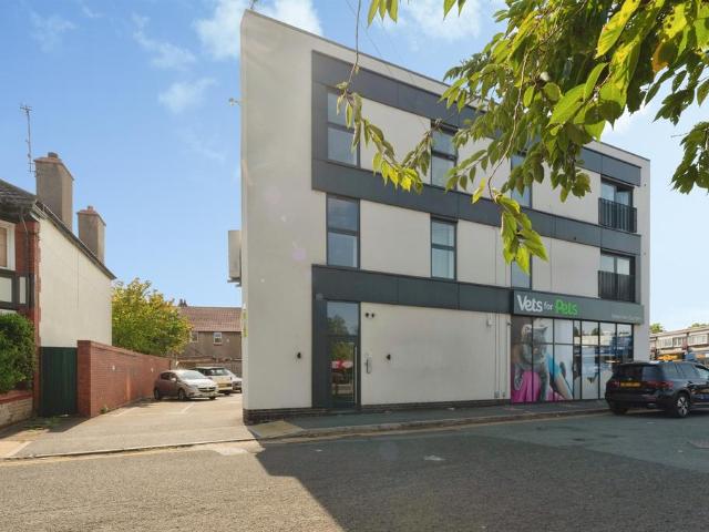 2 bedroom flat for sale