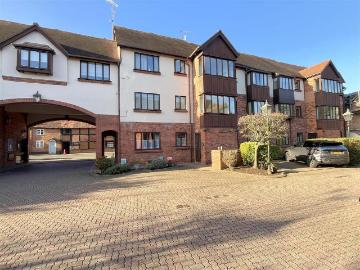 2 bedroom flat for sale