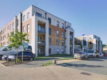 2 bedroom flat for sale
