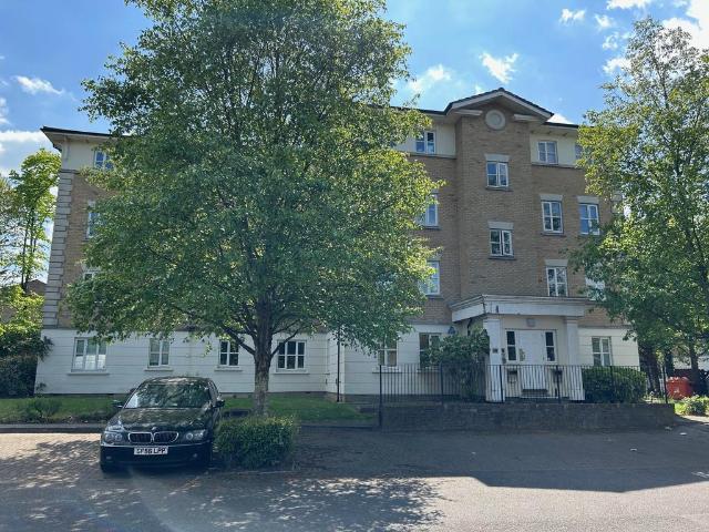 2 bedroom flat for sale