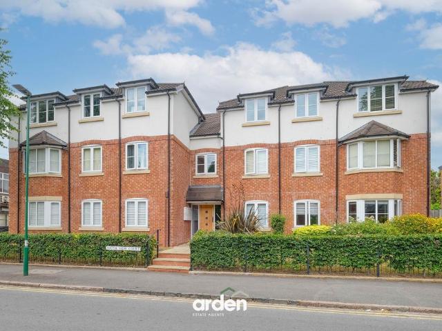 2 bedroom flat for sale