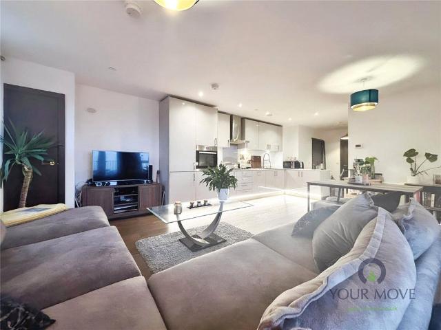 2 bedroom flat for sale