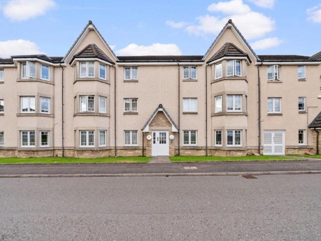 2 bedroom flat for sale