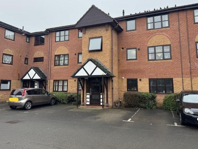 2 bedroom flat for sale