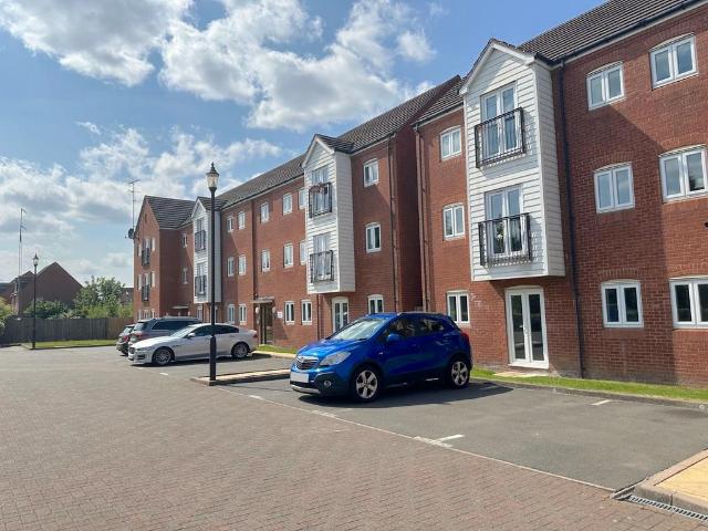 2 bedroom flat for sale