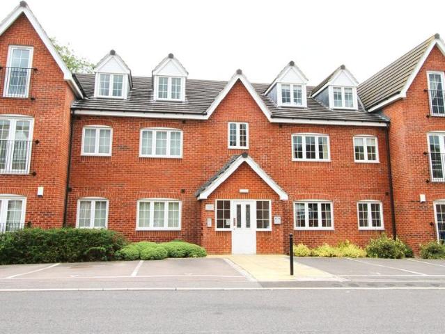 2 bedroom flat for sale