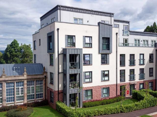 2 bedroom flat for sale