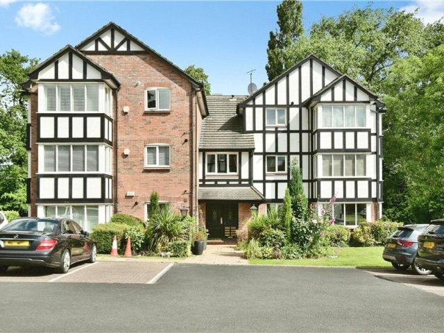 2 bedroom flat for sale