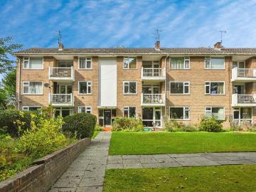 2 bedroom flat for sale