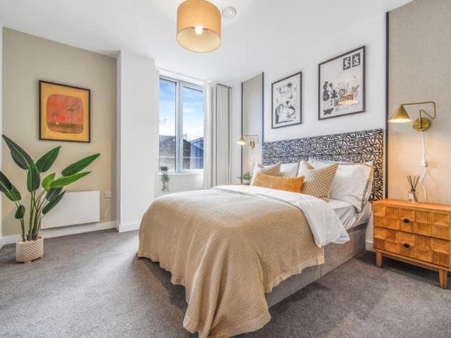 2 bedroom flat for sale