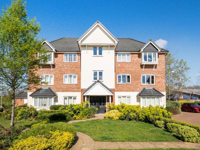 2 bedroom flat for sale