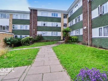 2 bedroom flat for sale