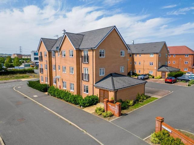 2 bedroom flat for sale