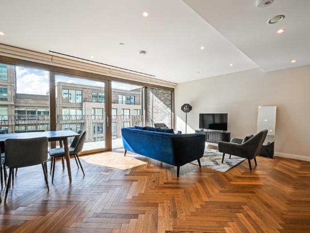 2 bedroom flat for sale