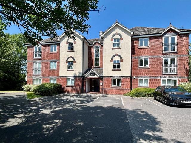 2 bedroom flat for sale