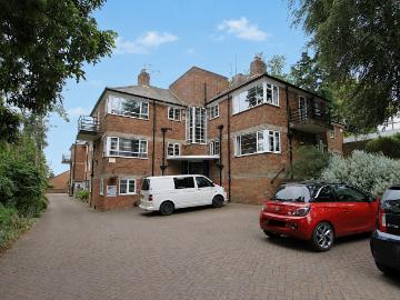 2 bedroom flat for sale