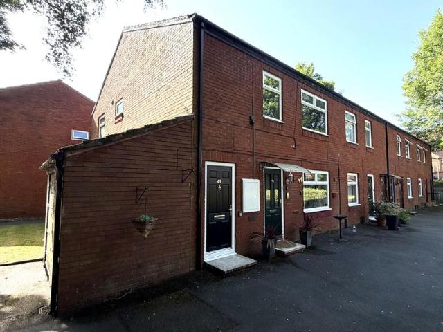 2 bedroom flat for sale
