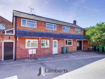 Hampton Evesham - Gym, Equipped kitchen