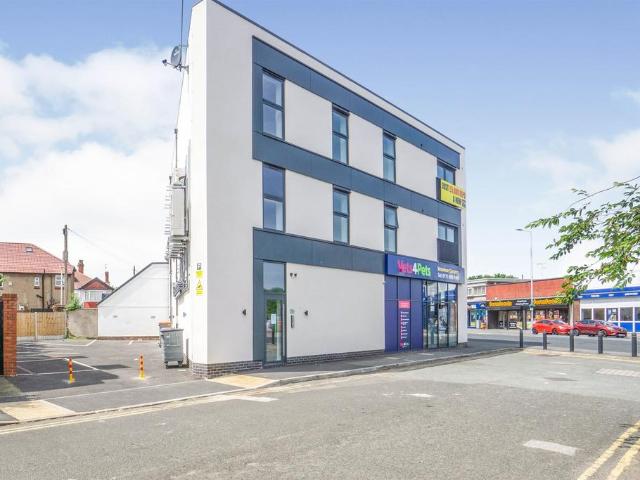 2 bedroom flat for sale