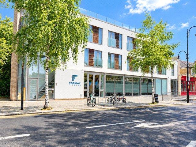 2 bedroom flat for sale