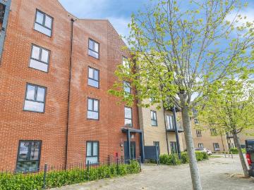 2 bedroom flat for sale