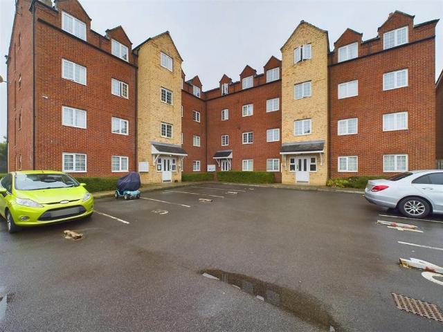 2 bedroom flat for sale