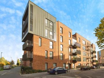 2 bedroom flat for sale