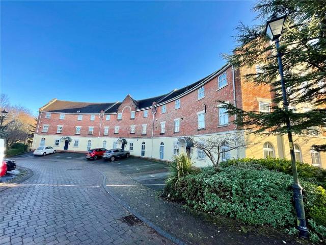 2 bedroom flat for sale
