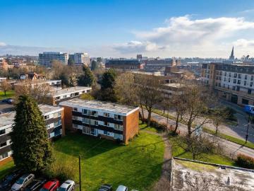 2 bedroom flat for sale
