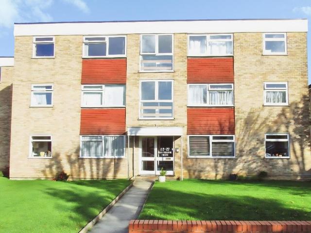 2 bedroom flat for sale