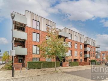2 bedroom flat for sale