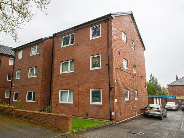 2 bedroom flat for sale