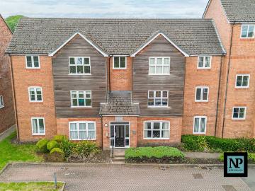 2 bedroom flat for sale