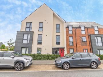 2 bedroom flat for sale