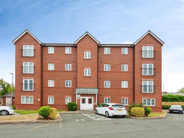 2 bedroom flat for sale
