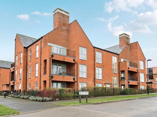 2 bedroom flat for sale
