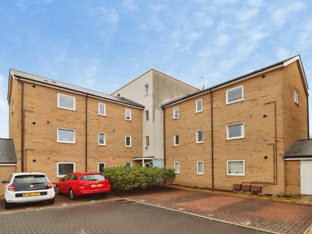 2 bedroom flat for sale