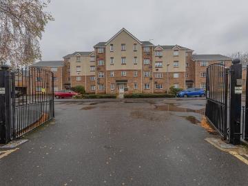 2 bedroom flat for sale