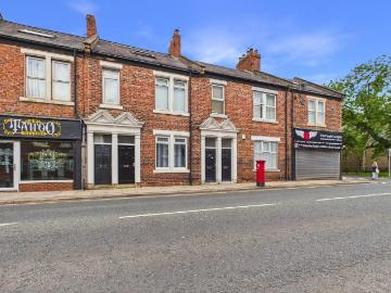 2 bedroom flat for sale